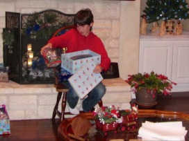 2013-12-23 21-09-02 Hildebrand Christmas.jpg